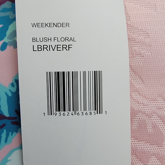 Betsey Johnson Weekender - Picture 3 of 6